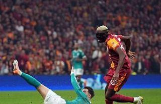 Galatasaray, UEFA Şampiyonlar Ligi son 16 turunda...