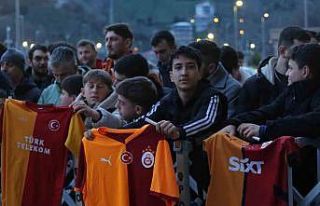 Galatasaray’a, Rize’de coşkulu karşılama