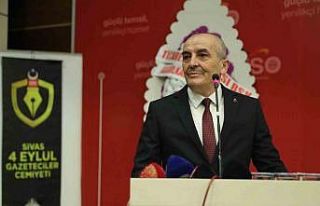 Gazetecilere saldıran YÖK protokol ekibine tepki