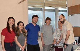 Geçirdikleri trafik kazası sonucu yaralanan Rus...