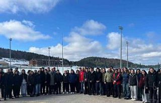 Gençler güzel bir gün geçirdi