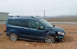 Gercüş’te çarpışan araçlardan burunları bile...