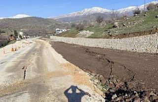 Gerger-Kahta Yolunda heyelan