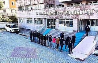 Göçmen kaçakçılığı şüphelisi 3 kişi savcılığa...