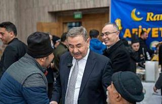 Gölbaşı Belediye Başkanı Odabaşı, ilk iftarını...