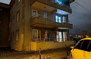 Haber alamadığı kardeşini evde ölü buldu