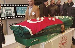 Hastasını muayene ettiği sırada kalp krizi geçirdi,...