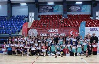 Hentbolda şampiyonlar belli oldu