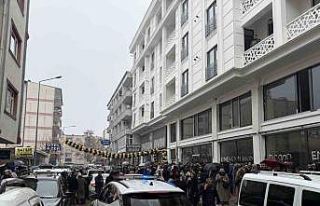 Iğdır’da AVM açılışı izdiham endişesiyle...