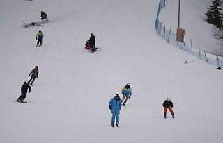 Ilgaz Dağı’na kayakseverler akın etti