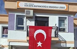 İlmek ilmek gurur: El emeği Türk Bayrağı göndere...