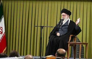 İran Dini Lideri Hamaney, 2 bin 108 mahkum için...