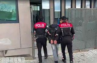 İzmir’de 17 yıl hapisle aranan firariyi ’Yunuslar’...