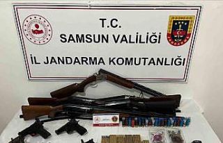 Jandarmadan silah operasyonu