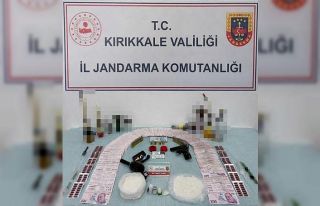 Jandarmadan uyuşturucu operasyonu: 3 gözaltı