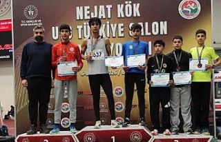 Kahtalı Atlet Mustafa Yavaş Türkiye şampiyonu...