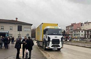 Kamyonun çarptığı adam hayatını kaybetti