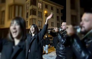 Kanseri yendi, davul-zurna ile kutladı