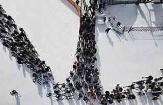 Kars’ta kayağını kapan Sarıkamış’a koştu