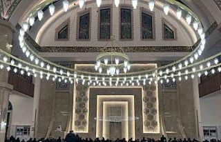 Kars’ta Ramazan’ın ilk teravih namazı kılındı