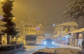 Kastamonu’nun yüksek kesimlerinde kar yağışı...