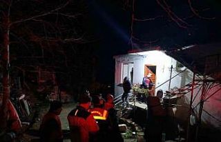 Kayıp olarak aranan yaşlı adam, 12 saat sonra bitkin...