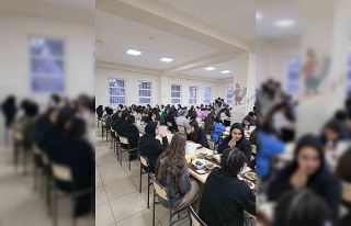 Kaymakam Algın, öğrencilerle iftar programına...