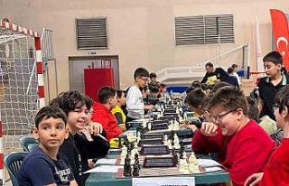 Kayseri Okul Sporları Satranç İl Birinciliği başladı