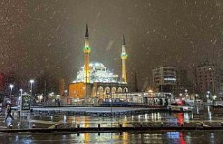 Kayseri’de kar yağışı etkili oldu