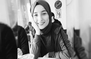 Kazada yaralanan genç öğretmen hastanede hayat...