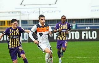 Kazımcan Karataş, Başakşehir formasıyla ilk maçına...