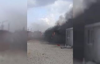 Kırıkhan’da konteyner yangını