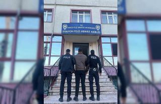 Kocaeli’de husumetlisini bıçaklayan şüpheli...