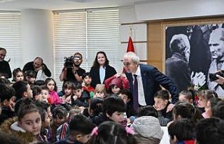 Kocagöz, 2. sınıf öğrencilerine yerel yönetimi...