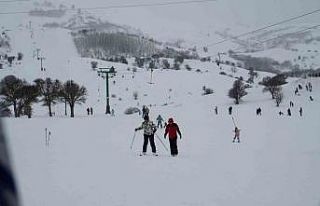 Kop Kayak Merkezi’nde sömestir tatili yoğunluğu