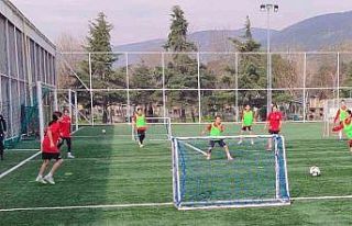 Körfez’in kızları şampiyonluk için hazırlanıyor