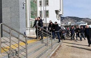 Köy kuşatıldı, katiller ile onlara yardım edenler...