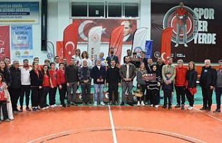 Köyceğiz’de ödüllü Floor Curling Turnuvası...