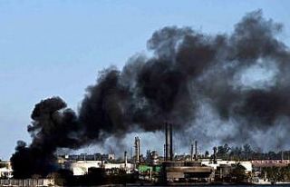 Küba’daki petrol rafinerisinde yangın