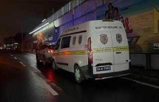 Küçükçekmece’de seyir halindeki motosiklet,...