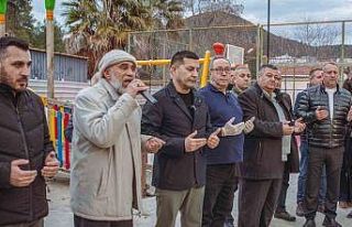 Kuşadası’nda oruçlar dualar eşliğinde açıldı