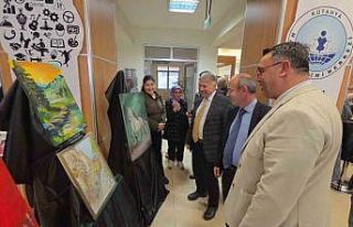 Kütahya’da resim sergisine yoğun ilgi