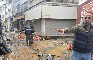 Kuyum atölyesini su basan iş yeri sahibi Gözaç:...