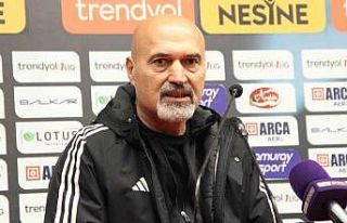 Levent Açıkgöz: "Ligde kalmak adına her maç...