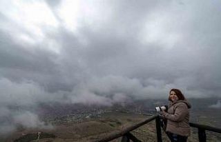 Makam Dağı’ndan sis altında kalan Ergani görüntülendi