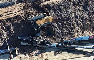 Maltepe’de istinat duvarı güçlendirme çalışmasında...