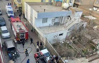 Mardin’de apartman dairesinde çıkan yangın söndürüldü