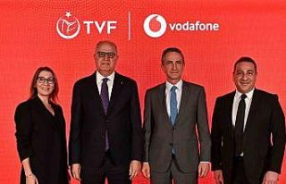 Mehmet Akif Üstündağ: "Ülkenin gururuyuz...