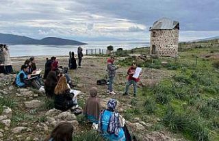 Menteşe’nin gönüllü gençleri Bodrum’da sanata...