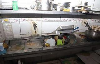 Mersin’de hijyen kurallarına uymayan fırına 6...